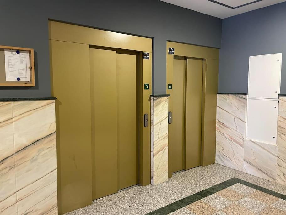 Apartamento Centro Con Garaje Castro Urdiales Exterior foto